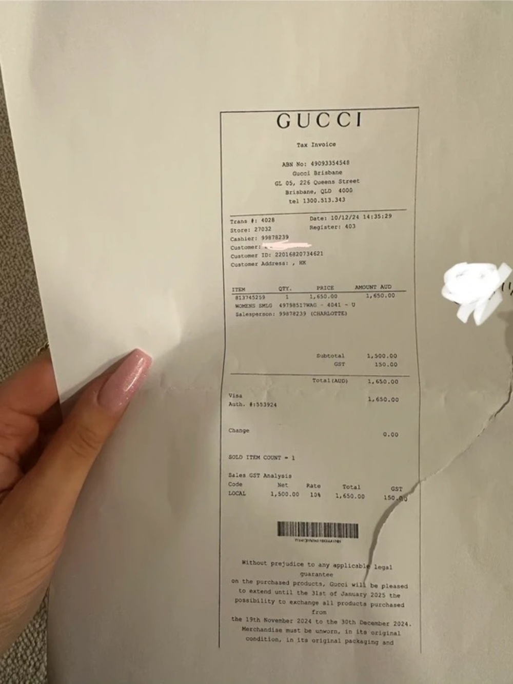 Gucci Beige GG Supreme Canvas and Black Leather Chain Wallet with Gold Hardware - Picture 9 of 9